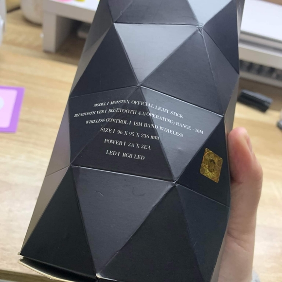 Kpop stuff - Picture 4 of 4